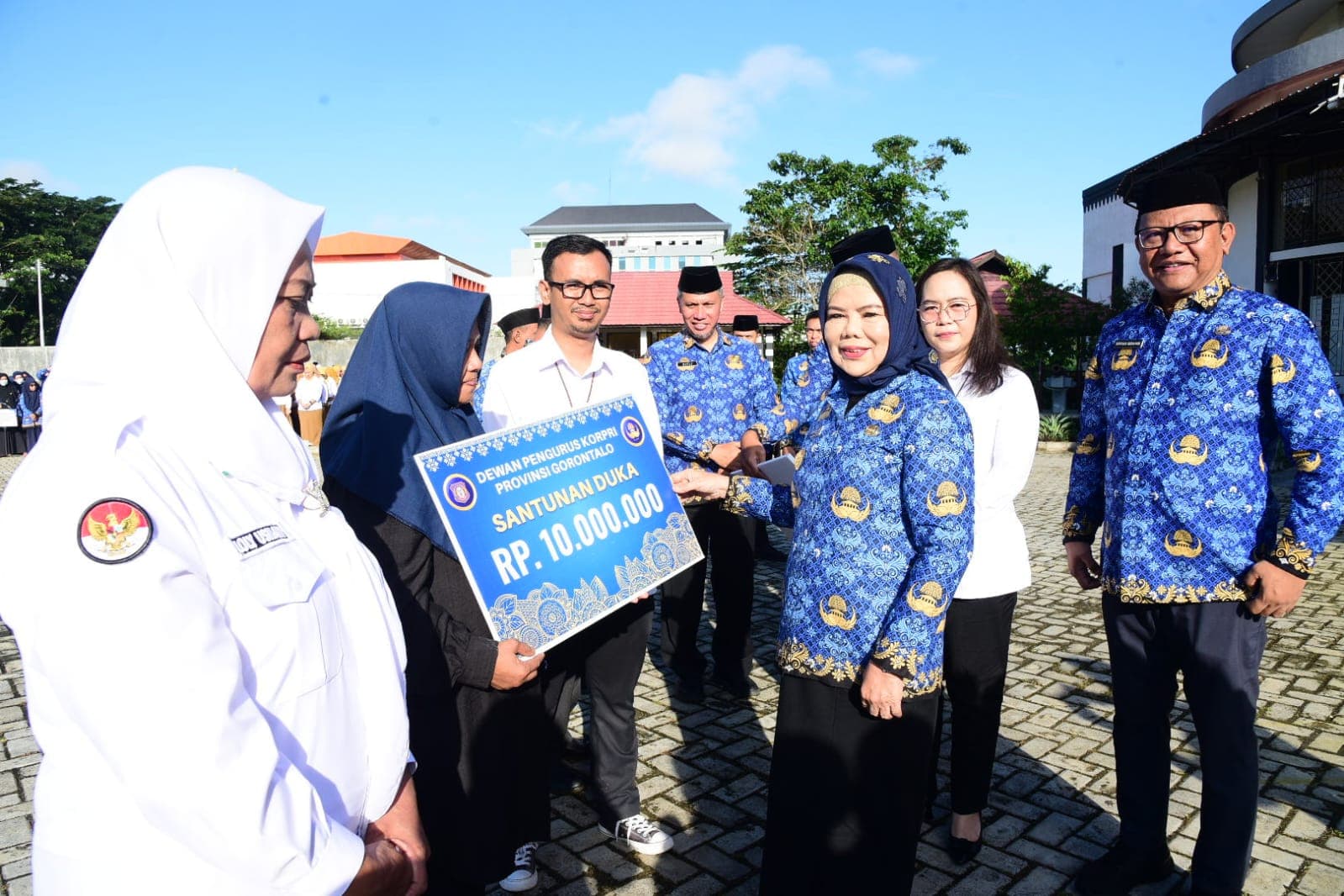 Provincial Gov’t Holds Korpri Roll Call, Death and Accident Benefit Submmited