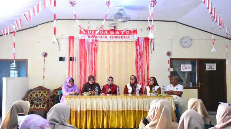 Don't Replace Cadres Without Reason, Suharti Emphasized During the Integrated Integrated Health Post (Posyandu) Socialization in Hulonthalangi