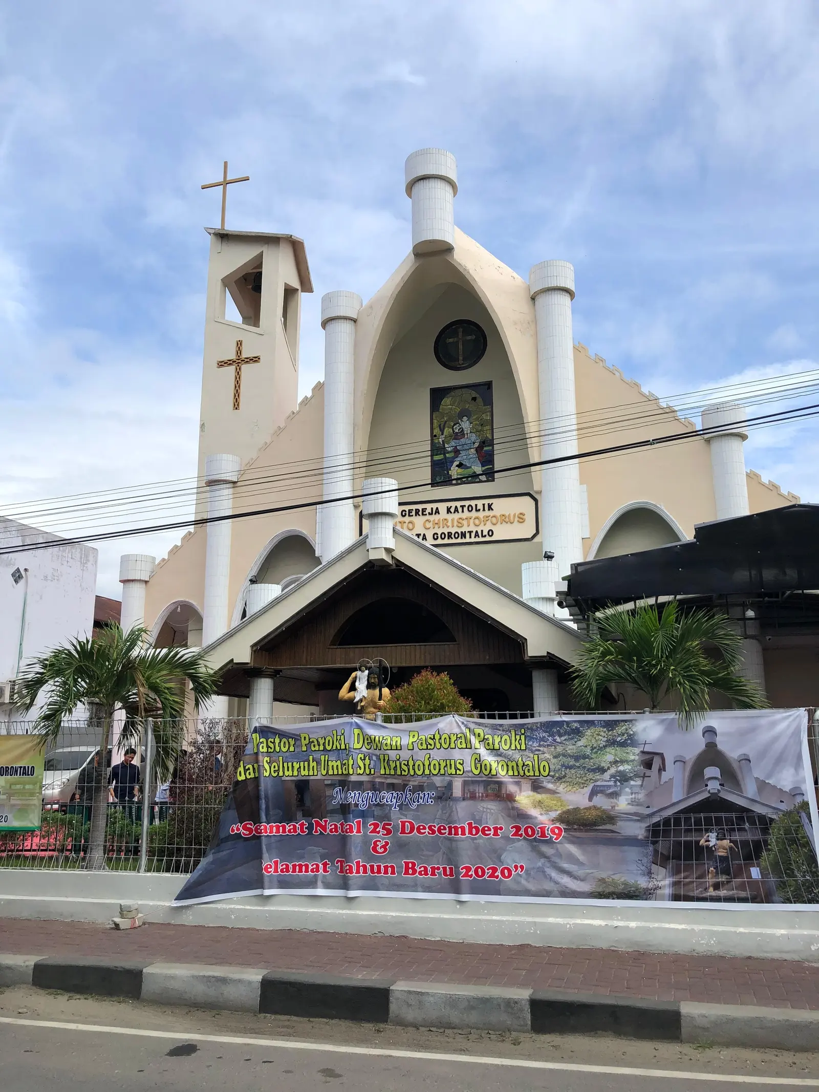 Gereja Katolik Santo Kristoforus Gorontalo — photo 3