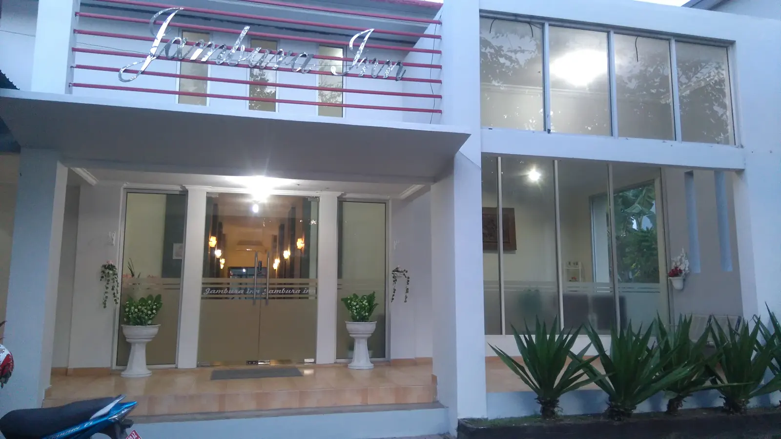 Jambura Inn