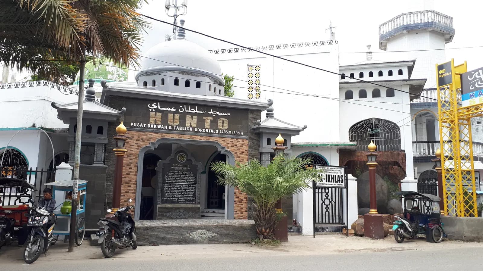 Masjid Hunto Sultan Amai