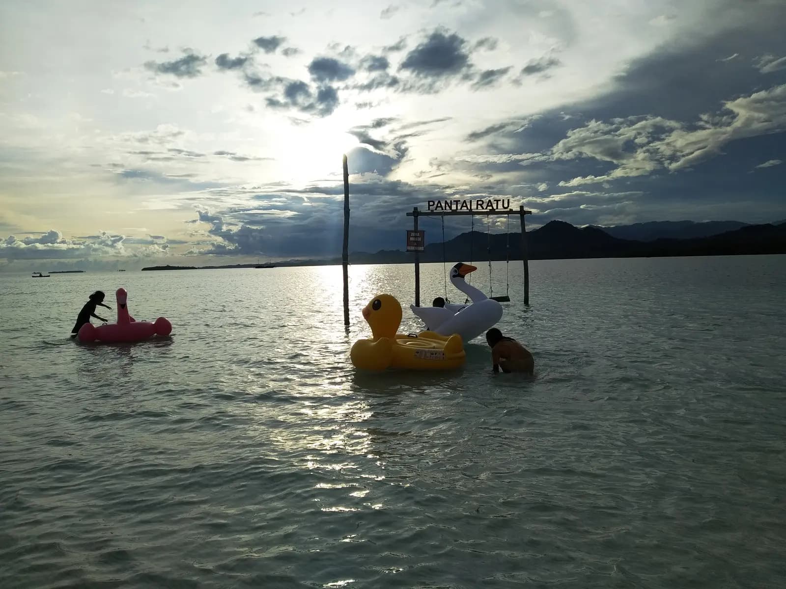Pantai Tenilo — photo 4