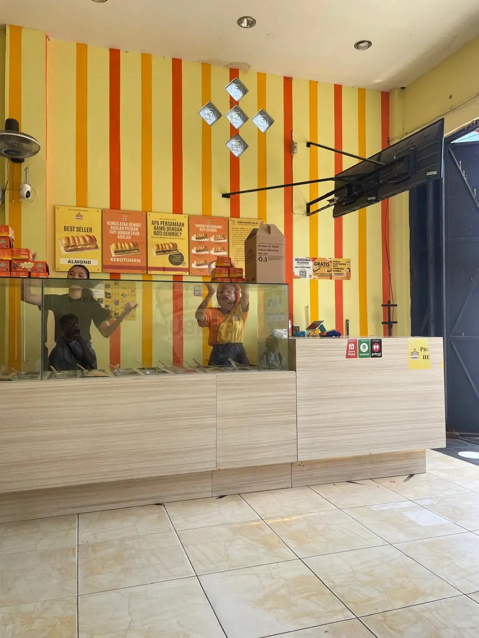 Roti Gembong Gembul