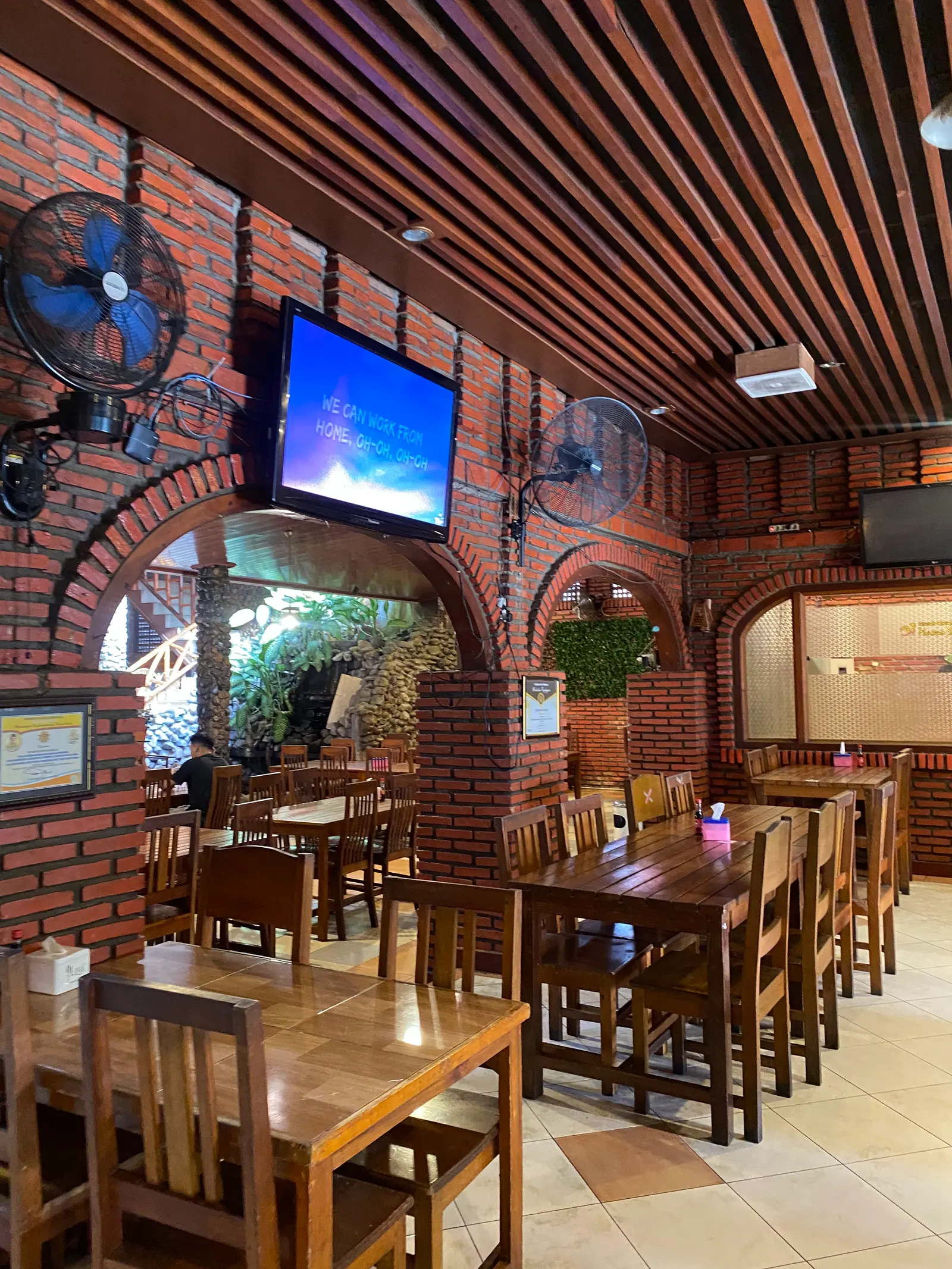 Rumah Makan Mawar Sharon
